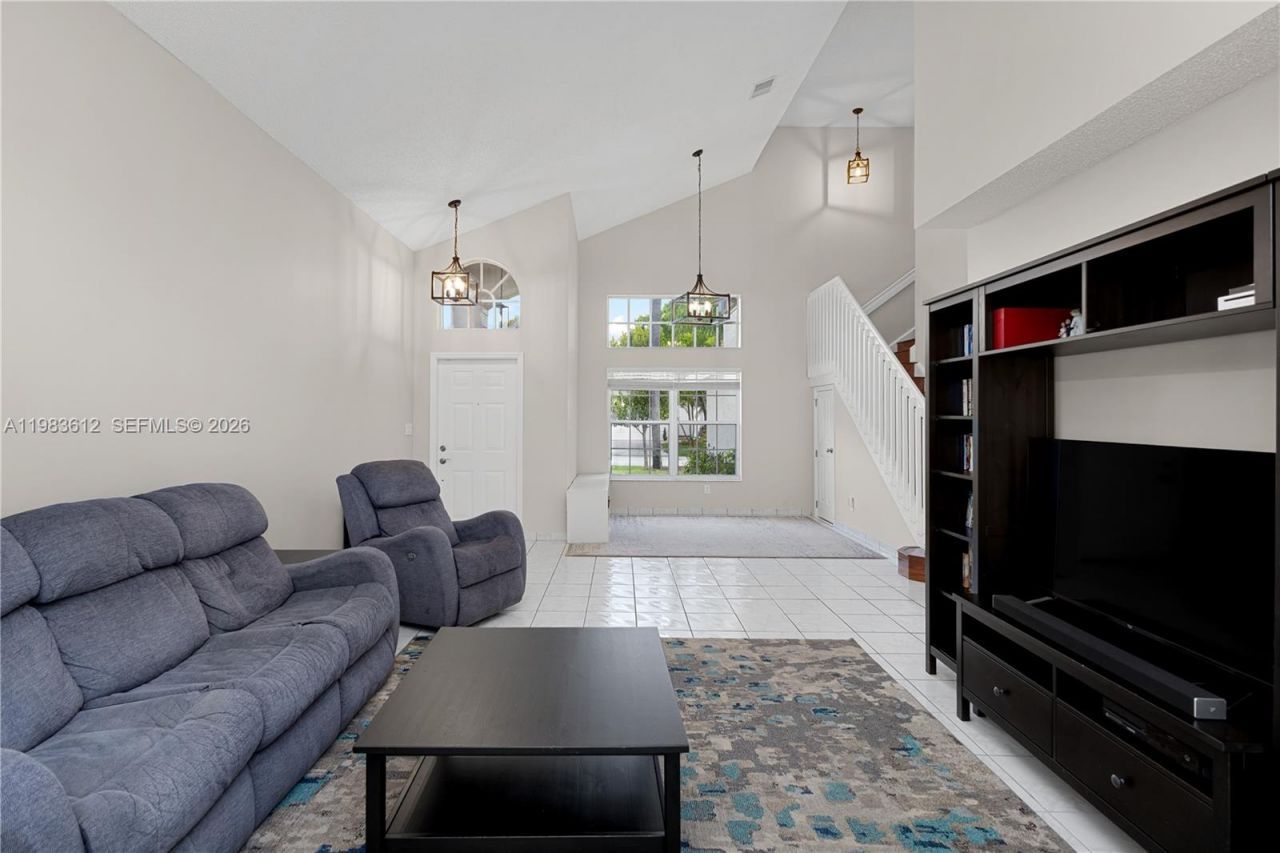 17422 SW 33rd St , Miramar, FL 33029 Photo