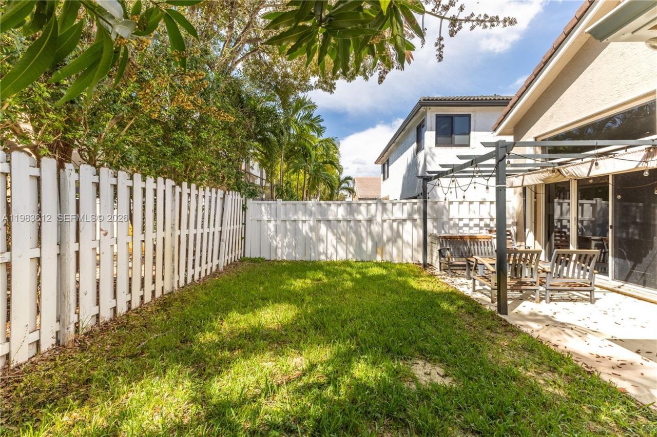 17422 SW 33rd St , Miramar, FL 33029 Photo