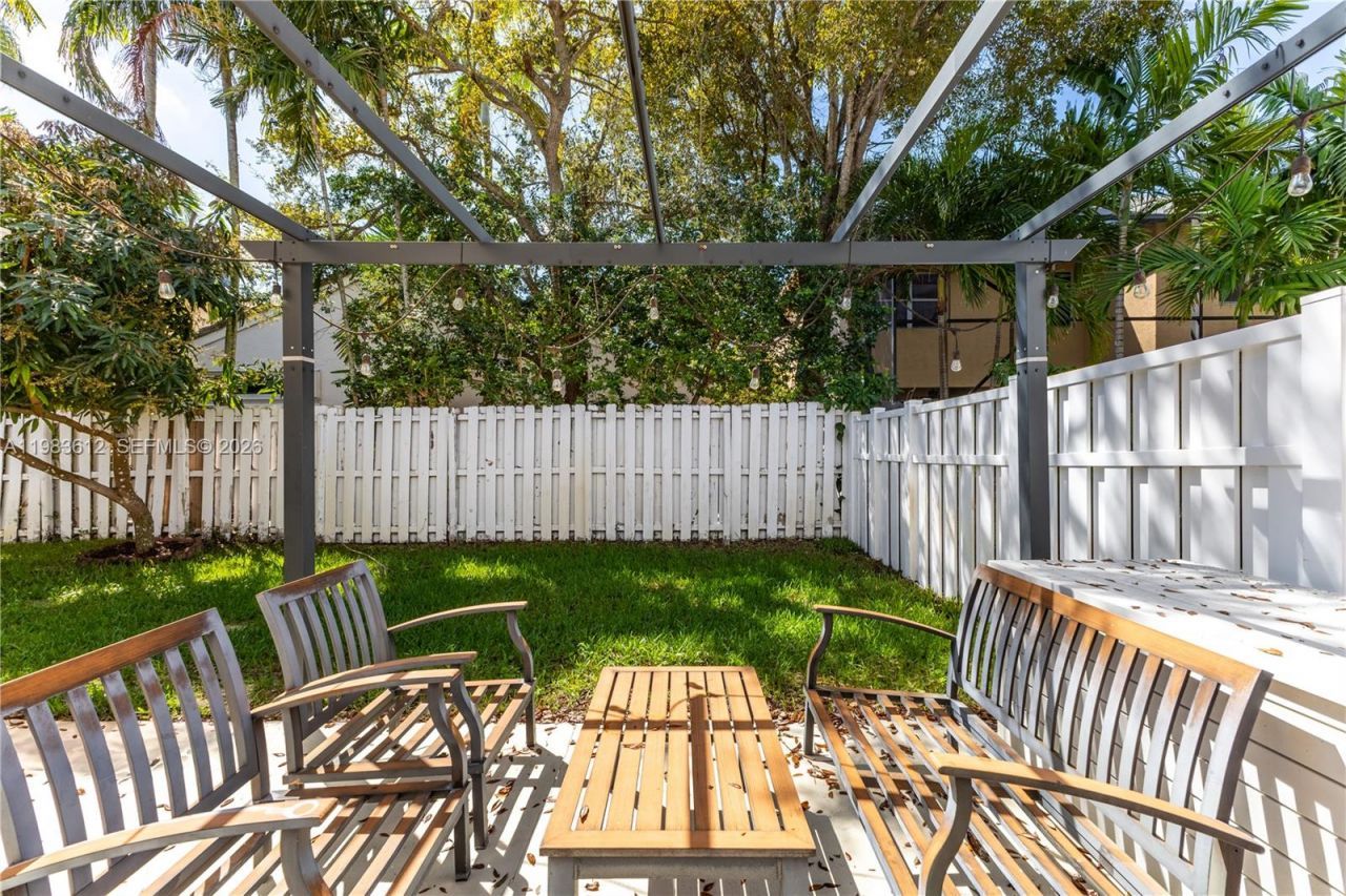 17422 SW 33rd St , Miramar, FL 33029 Photo