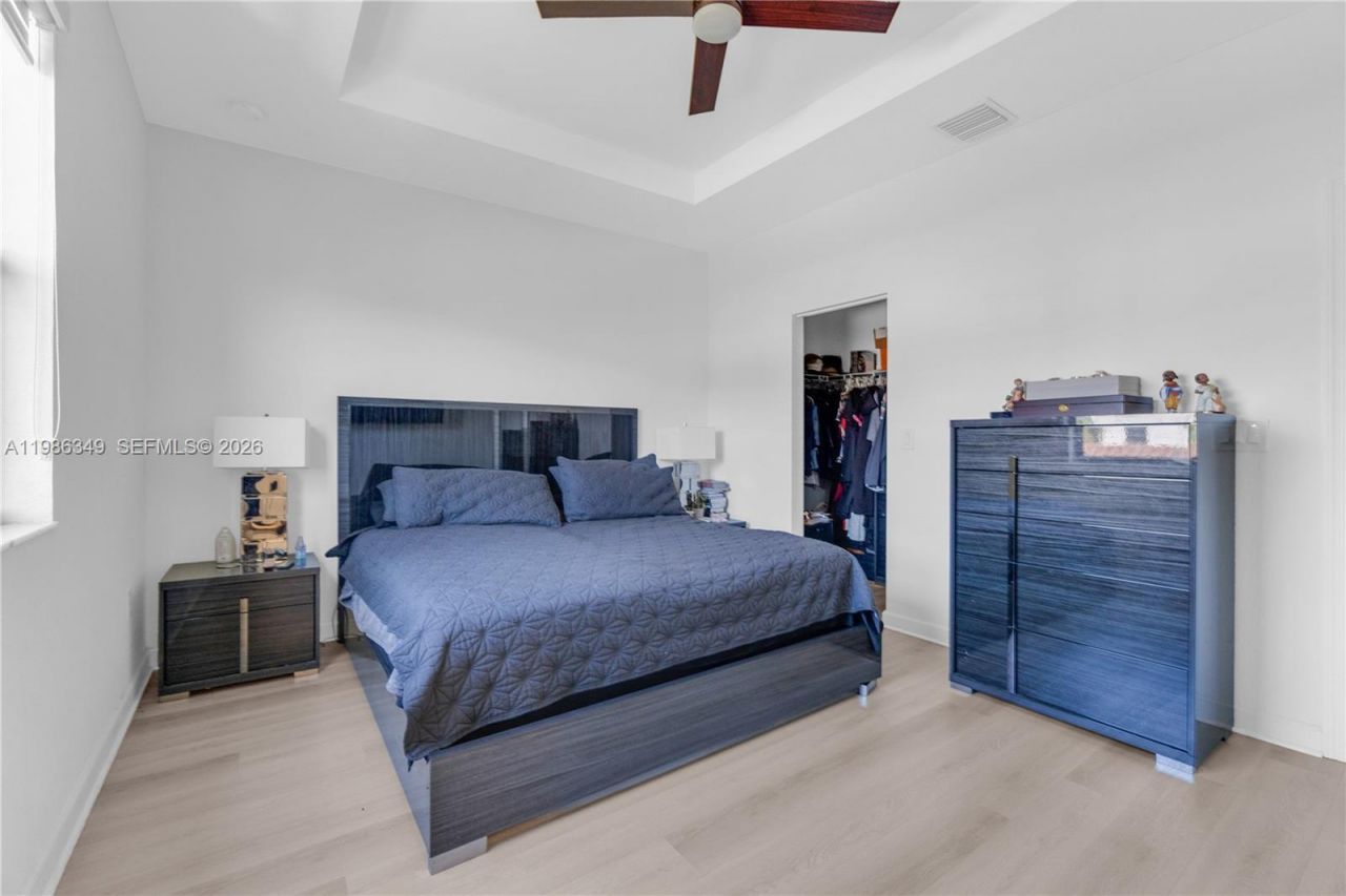 21068 NE 8th Ave, Miami, FL 33179 Photo