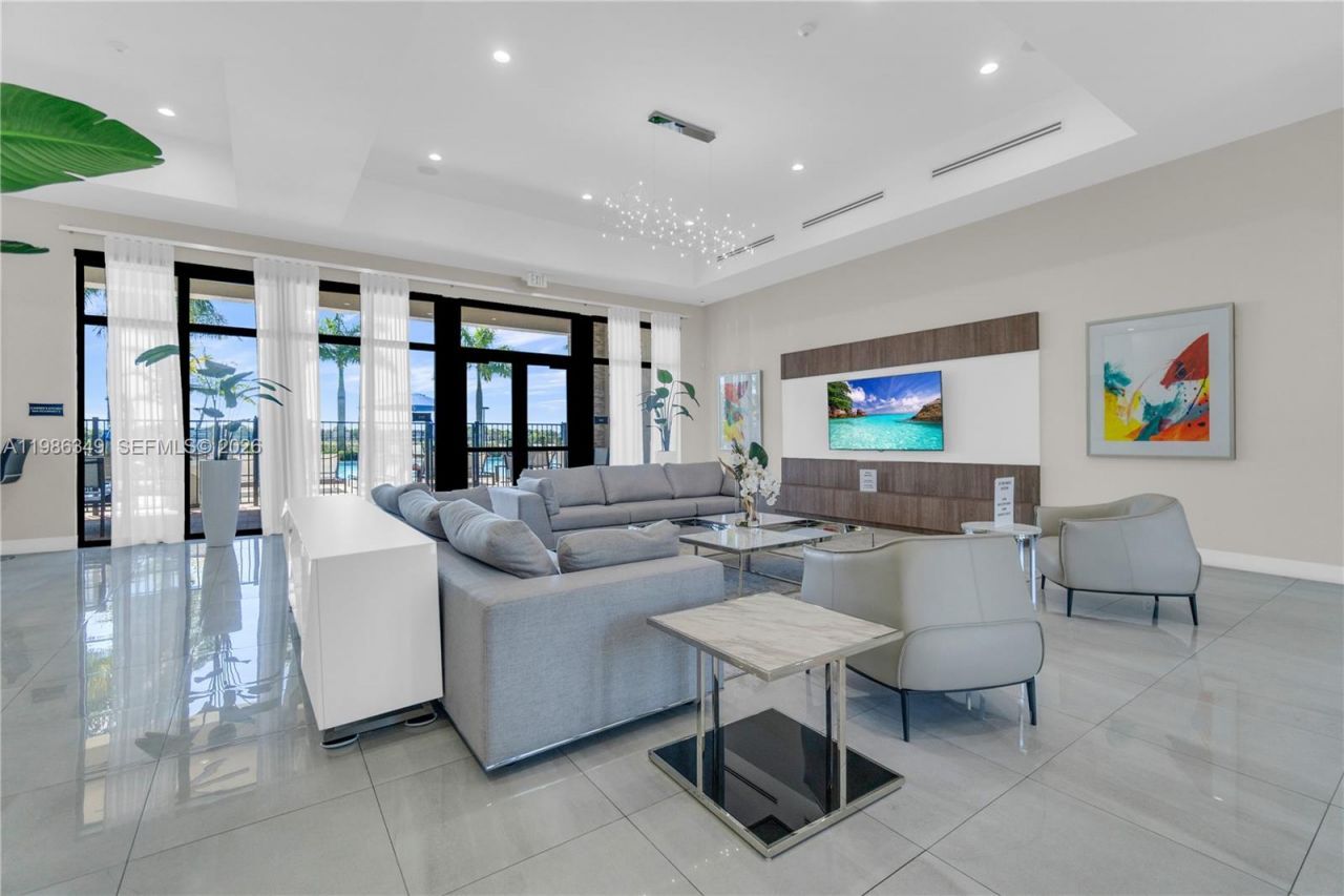 21068 NE 8th Ave, Miami, FL 33179 Photo