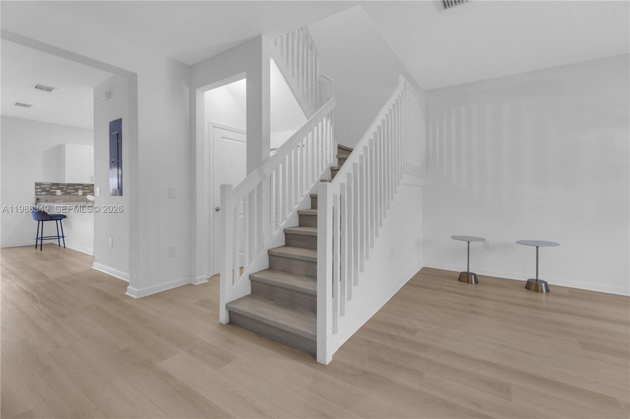 21068 NE 8th Ave, Miami, FL 33179 Photo