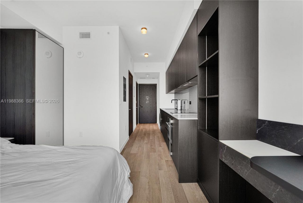 20 NE 11th St, Unit 3603A, Miami, FL 33132 Photo