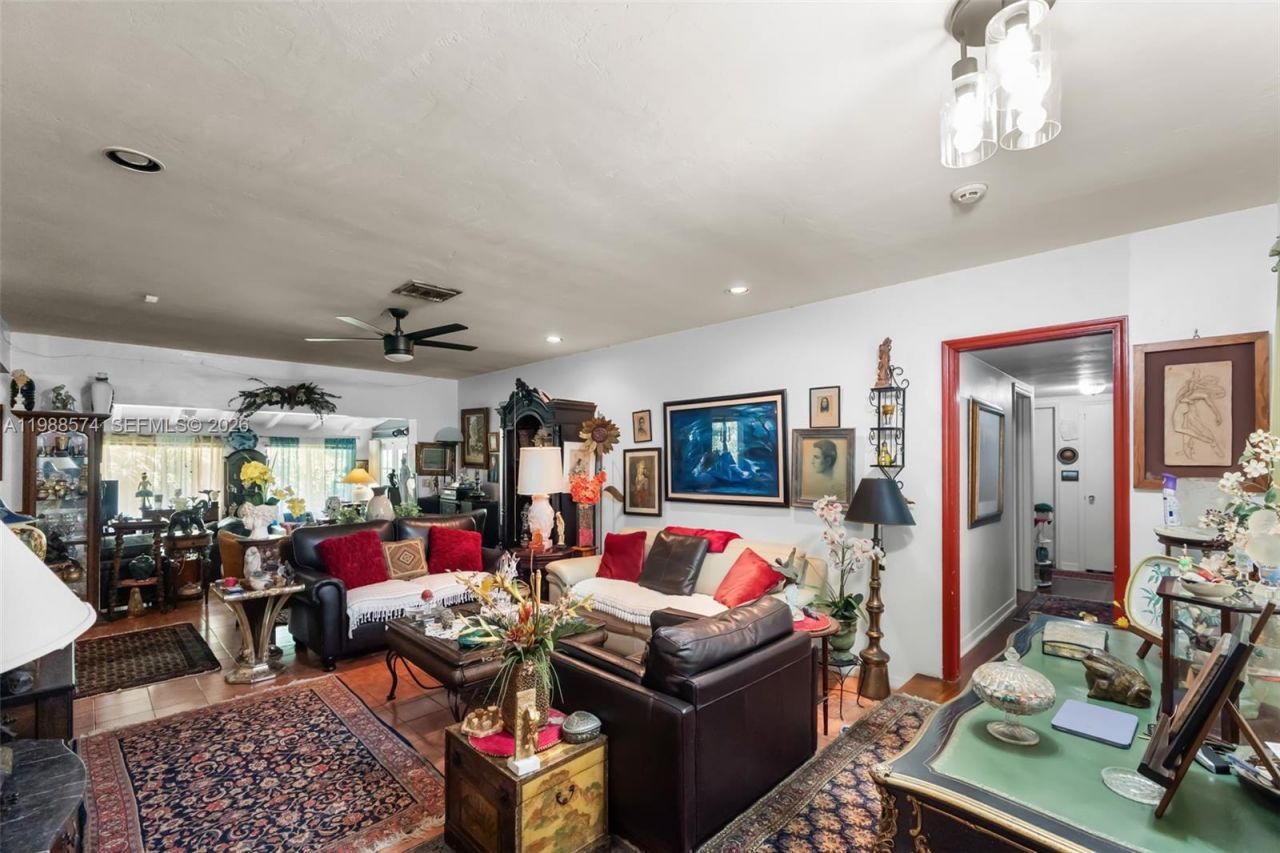 6005 SW 64th Pl , South Miami, FL 33143 Photo