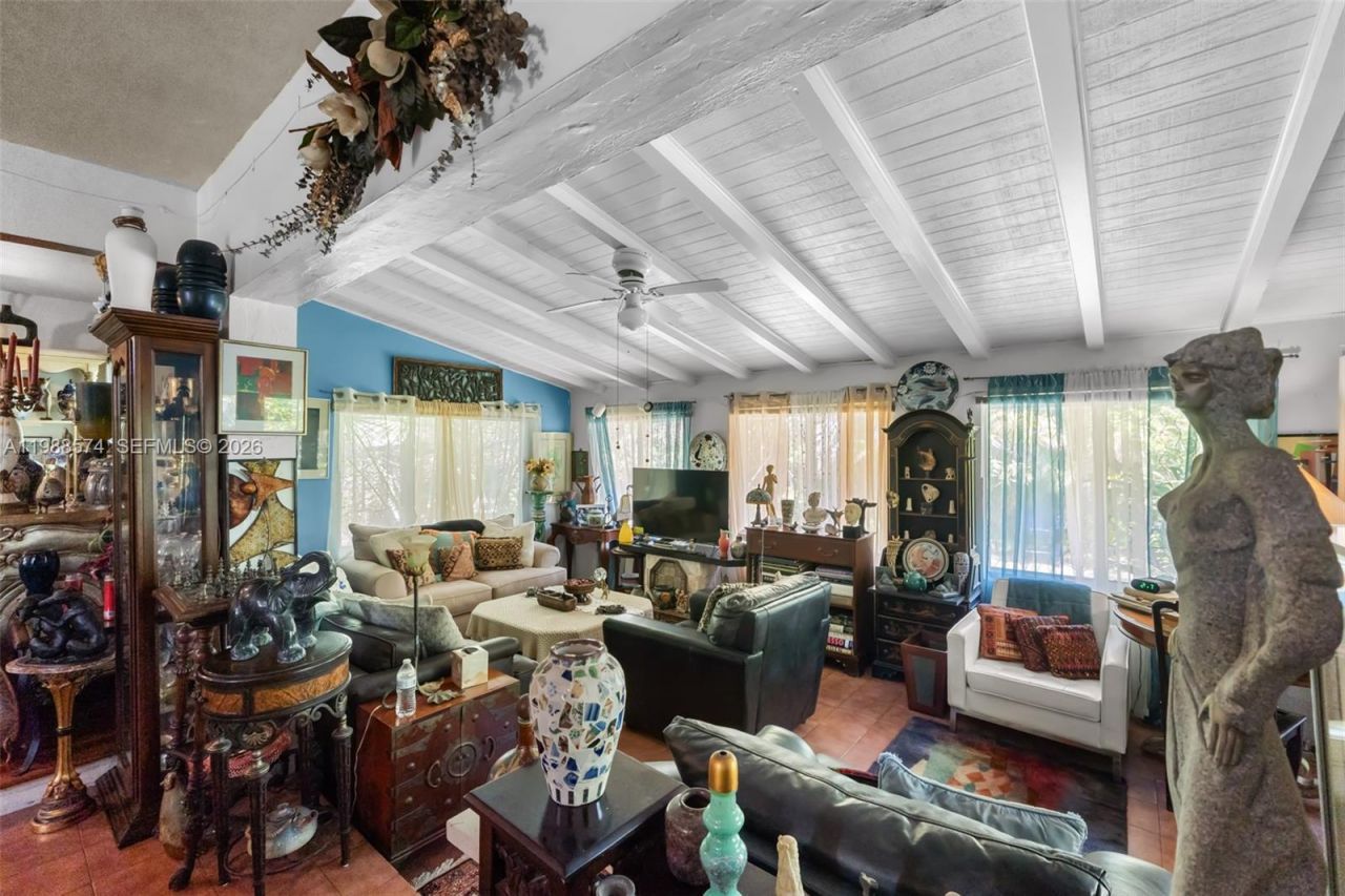 6005 SW 64th Pl , South Miami, FL 33143 Photo