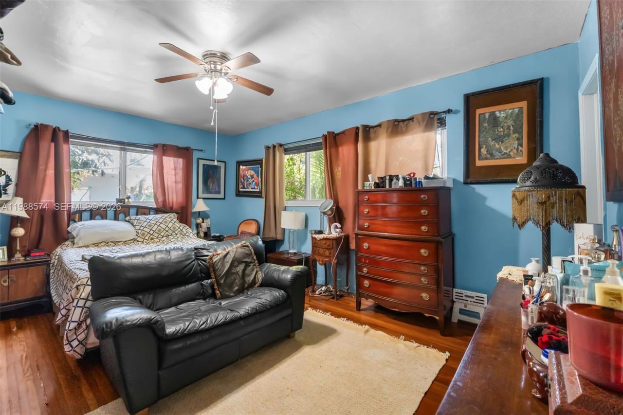 6005 SW 64th Pl , South Miami, FL 33143 Photo