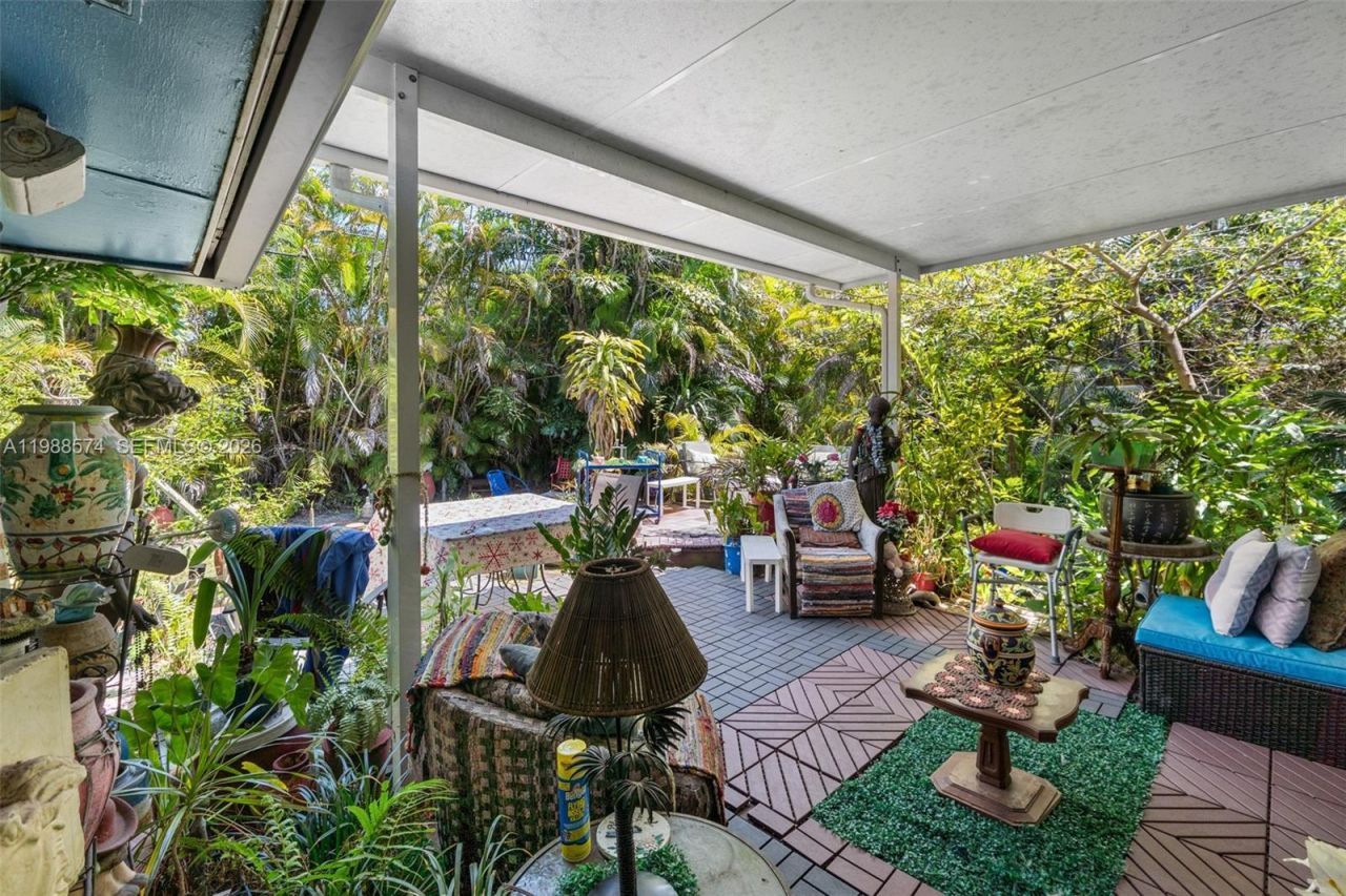 6005 SW 64th Pl , South Miami, FL 33143 Photo