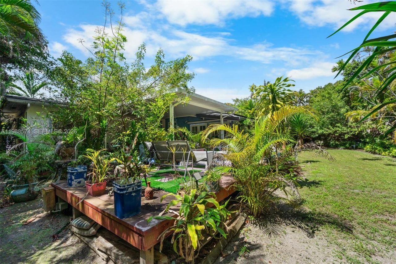 6005 SW 64th Pl , South Miami, FL 33143 Photo