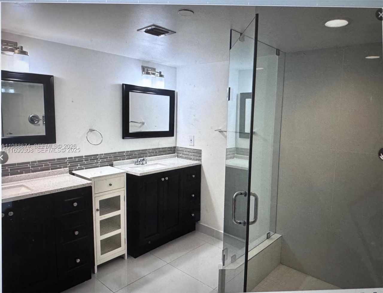 4000 Towerside Ter , Unit 609, Miami, FL 33138 Photo