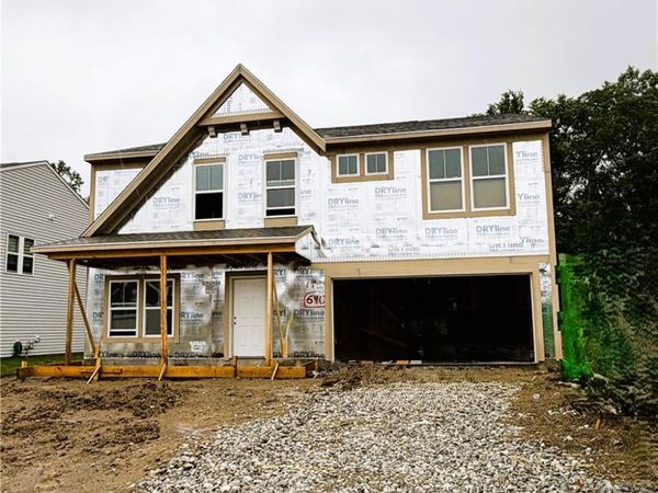 690 Deerhurst Drive, Vandalia, OH 45377