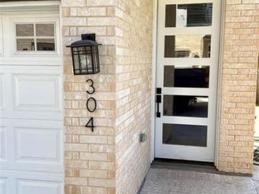 631 N Tyler Street, Unit 304, Dallas, TX 75208