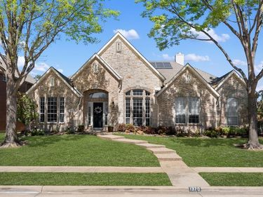 1370 Wildfire Lane, Frisco, TX 75033