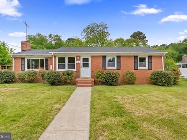 408 WESLEY STREET, ASHLAND, VA 23005