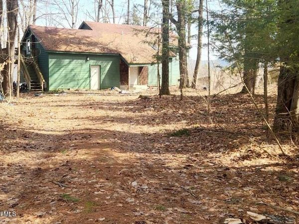 15 Braley Lane, Bolton Landing, NY 12814