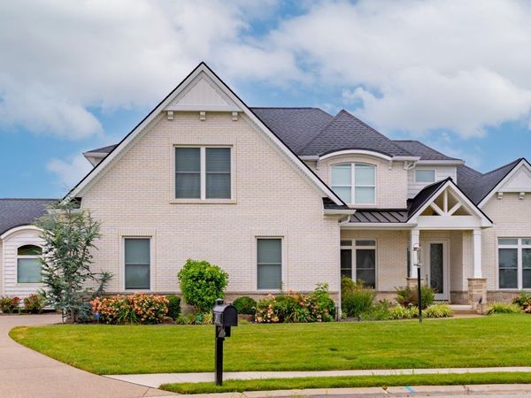 8671 Angel Drive, Newburgh, IN 47630