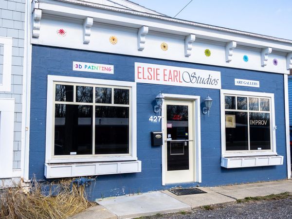 427 S Whittaker Street, New Buffalo, MI 49117