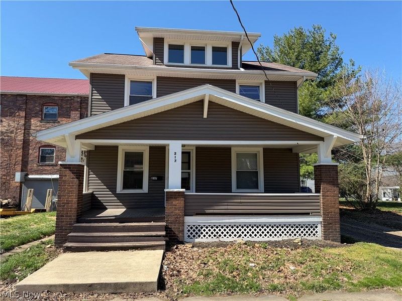 217 2nd Street NE, Massillon, OH 44646 Photo 2