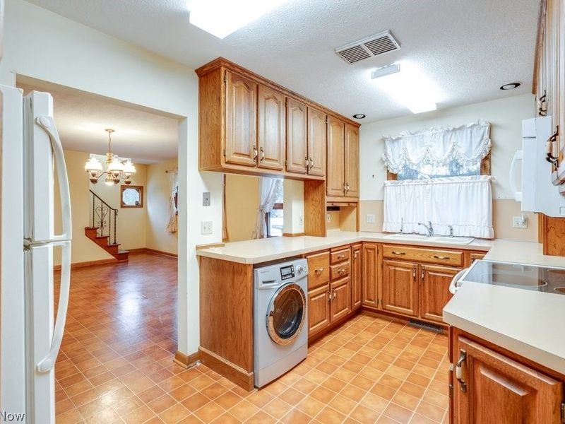 5918 Mapledell Street , Canton, OH 44718 Photo 16