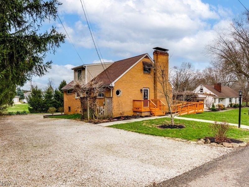 5918 Mapledell Street , Canton, OH 44718 Photo 2