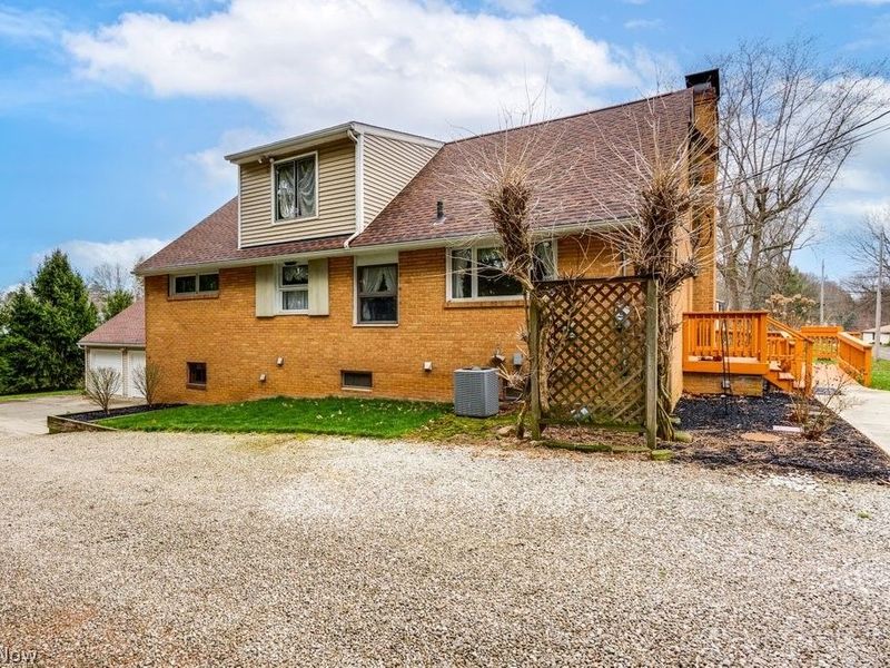 5918 Mapledell Street , Canton, OH 44718 Photo 4