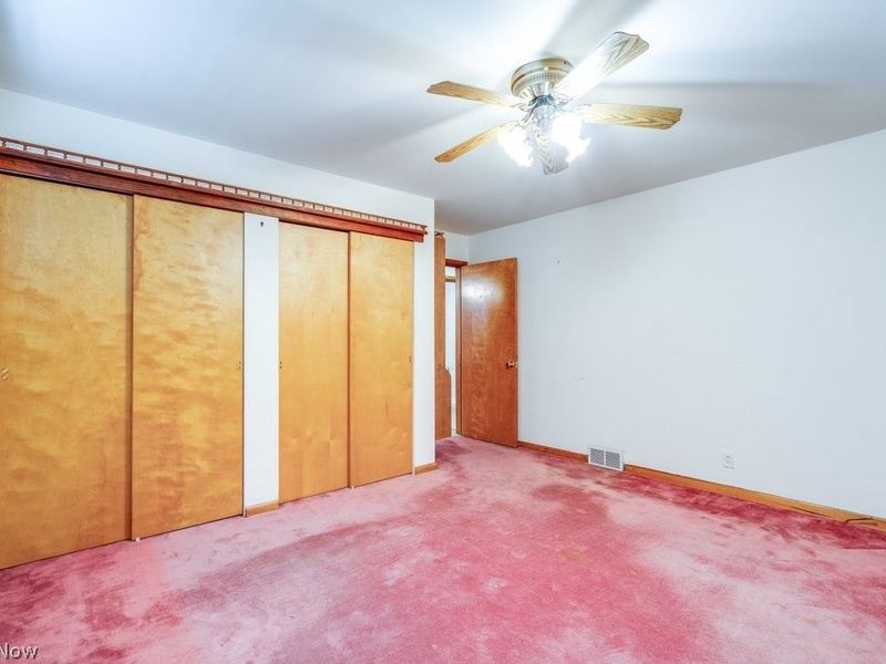 5918 Mapledell Street , Canton, OH 44718 Photo 46