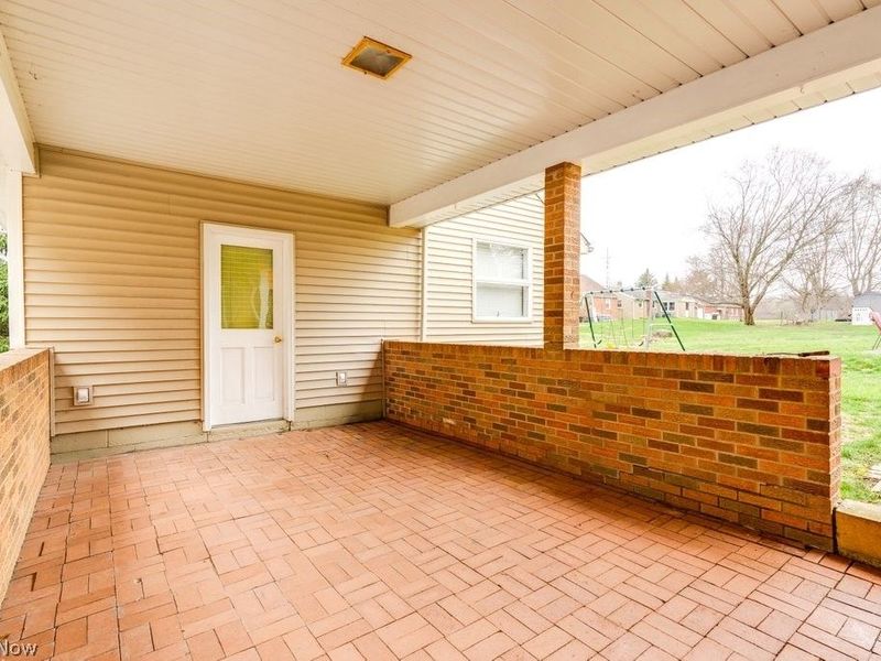 5918 Mapledell Street , Canton, OH 44718 Photo 8