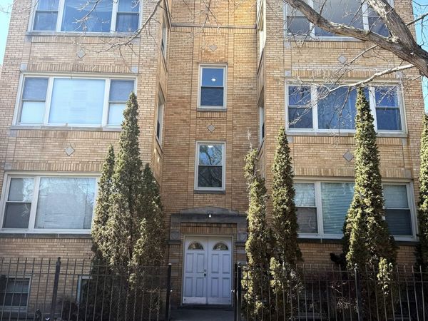 7516 N Damen Avenue , Unit 3, Chicago, IL 60645