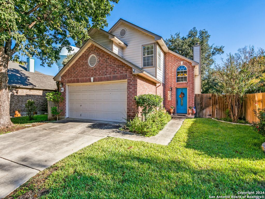 16 Pembroke Lane, San Antonio, TX 78240 Main Photo
