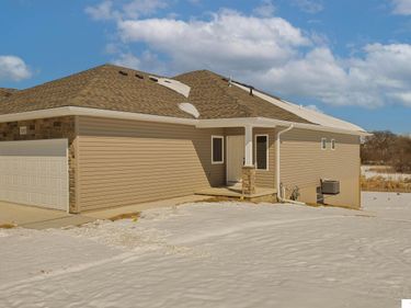 8105 S 177th Street , Omaha, NE 68136