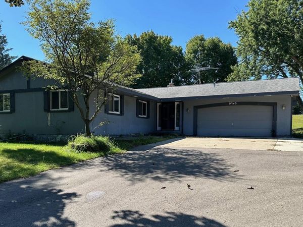 9340 Pierson Lake Drive, Chaska, MN 55318