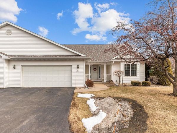 1513 DICKENSON COURT, Neenah, WI 54956
