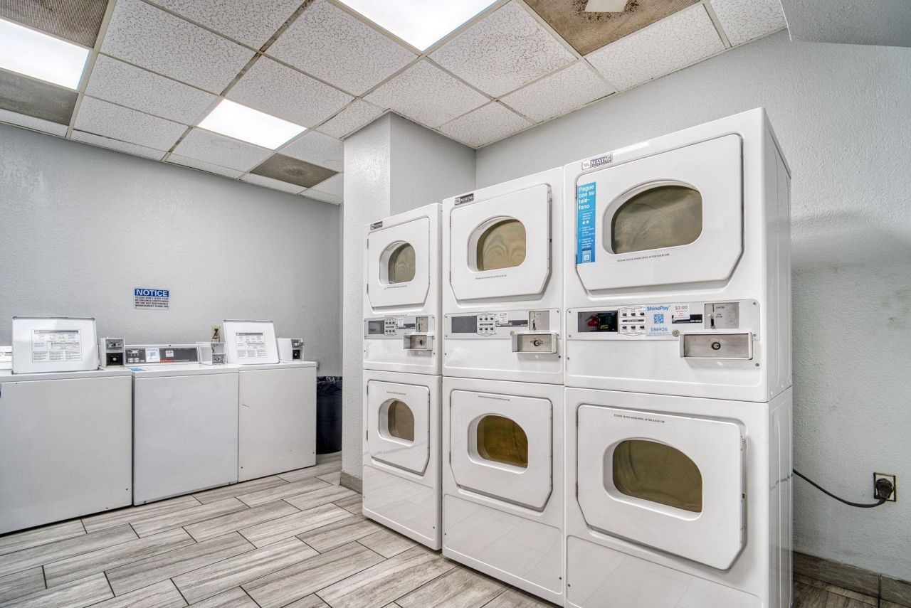 2001 S Ocean Blvd.  Photo 36