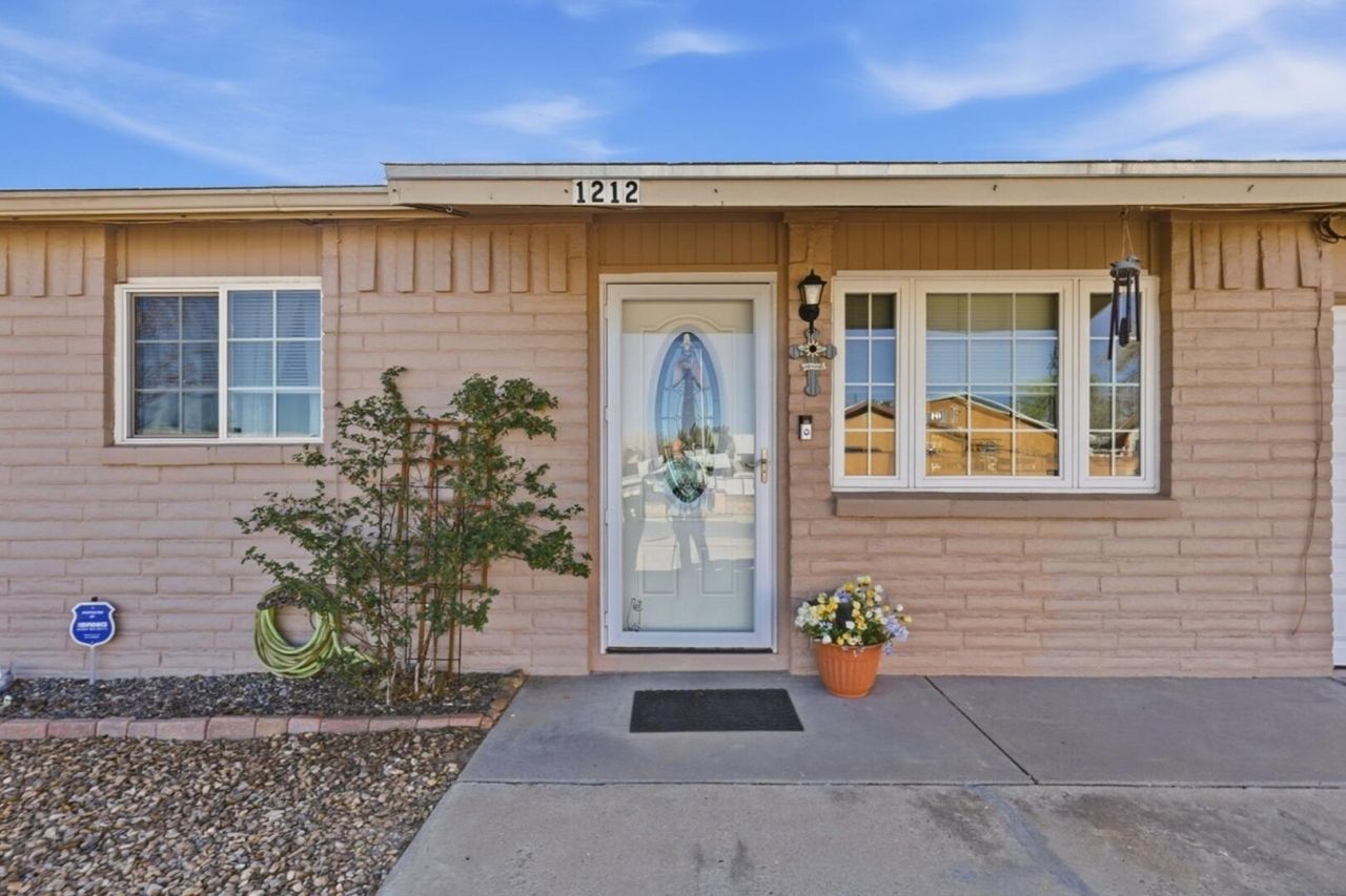 1212 Mimbres Street Sw, Albuquerque, NM 87121 Main Photo