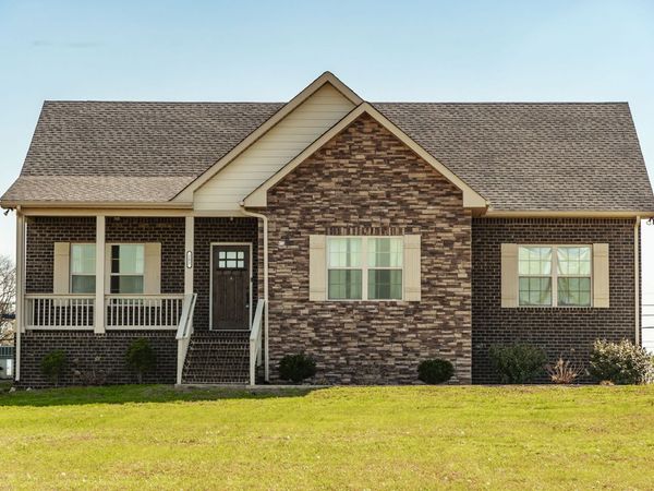 202 Hollow Tree Cir , Castalian Springs, TN 37031