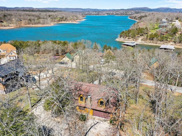 22395 Air Park Drive, Golden, MO 65658