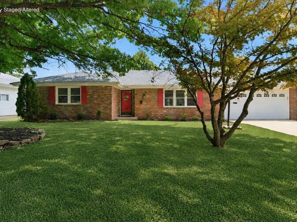 3056 E Rocklyn Road, Springfield, MO 65804
