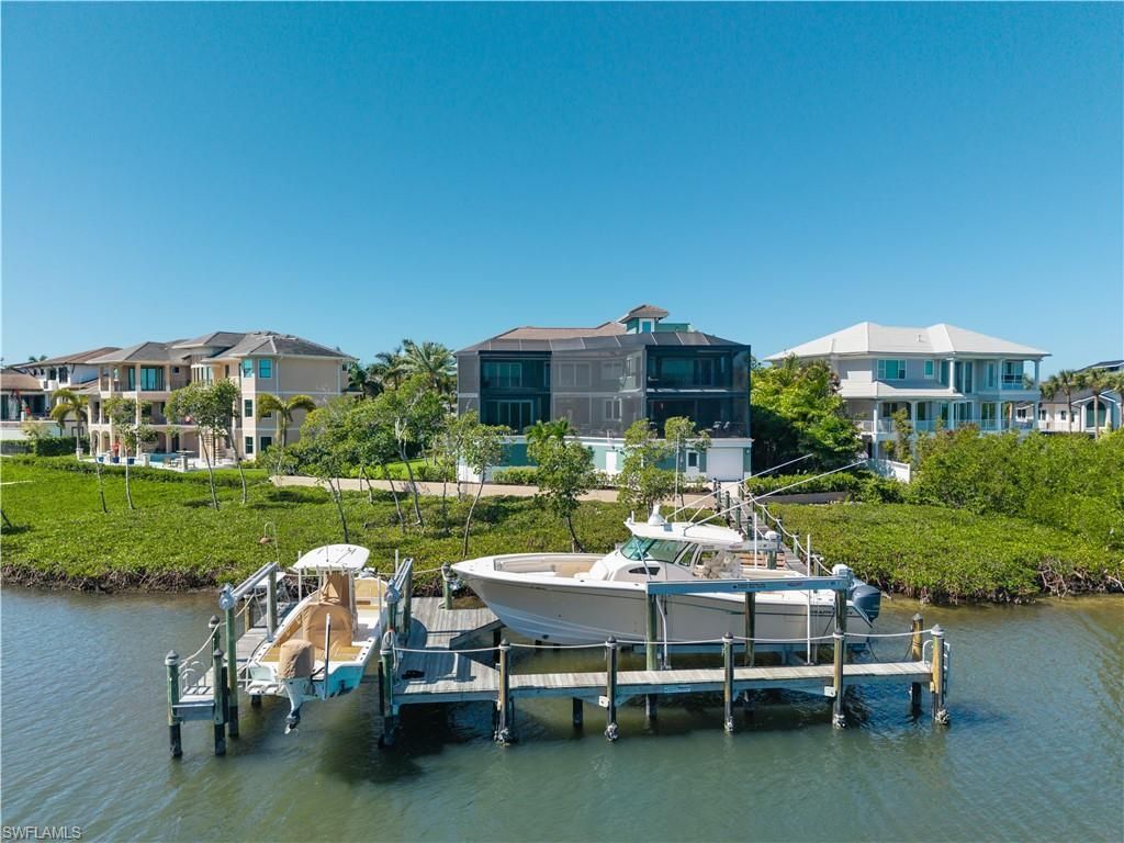 17049 Marina Cove Ln, Fort Myers, FL 33908 Photo