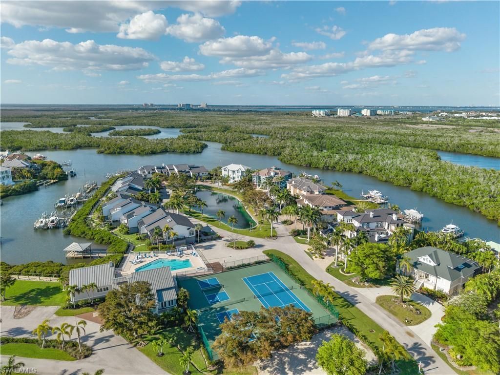 17049 Marina Cove Ln, Fort Myers, FL 33908 Photo