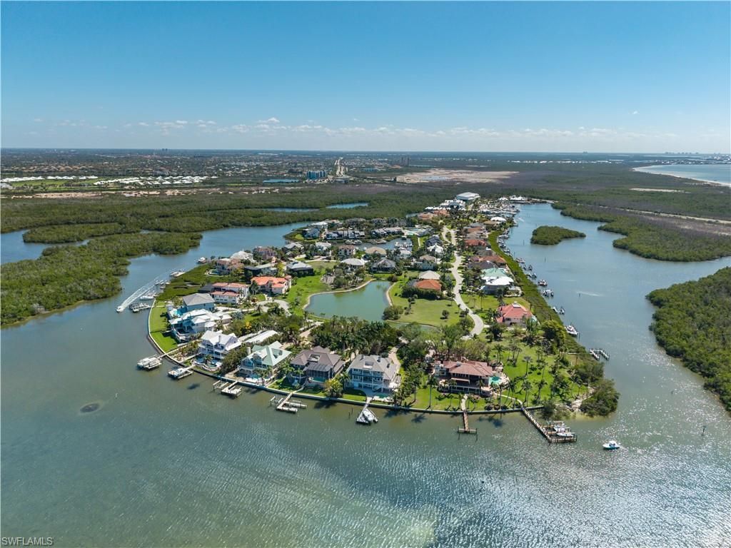 17049 Marina Cove Ln, Fort Myers, FL 33908 Photo