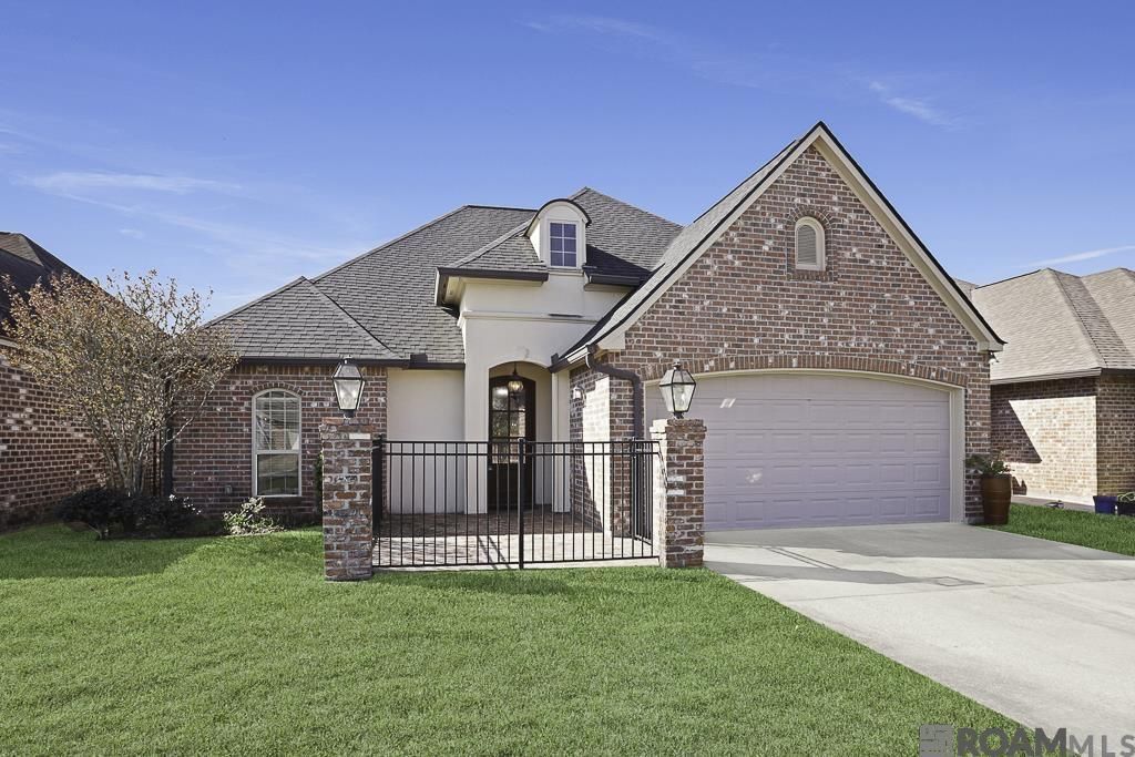 38562 Cardinal Ct, Prairieville, LA 70769 Main Photo