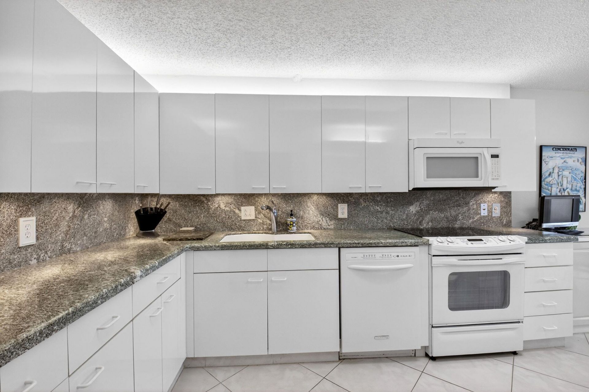 30 Eastgate Drive, Unit C, Boynton Beach, FL 33436 Photo