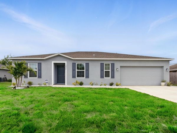 3020 SW Ann Arbor Road, Port St. Lucie, FL 34953