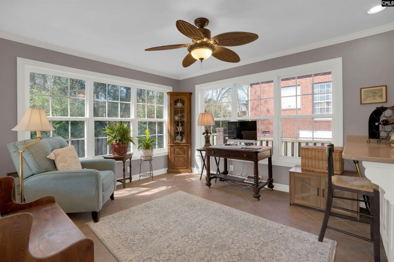 202 Lake Hilton Drive Photo 13