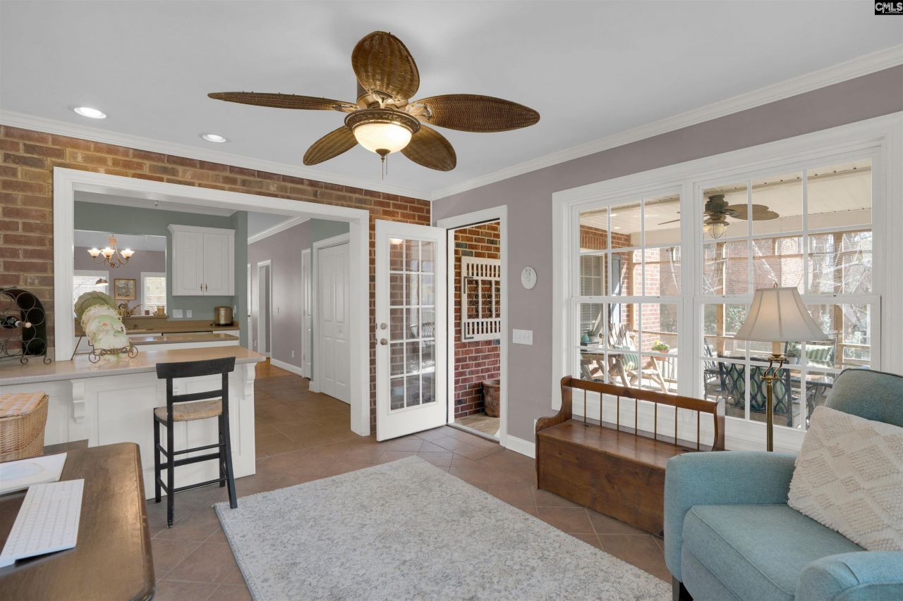 202 Lake Hilton Drive Photo 14