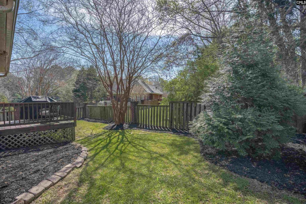 202 Lake Hilton Drive Photo 35