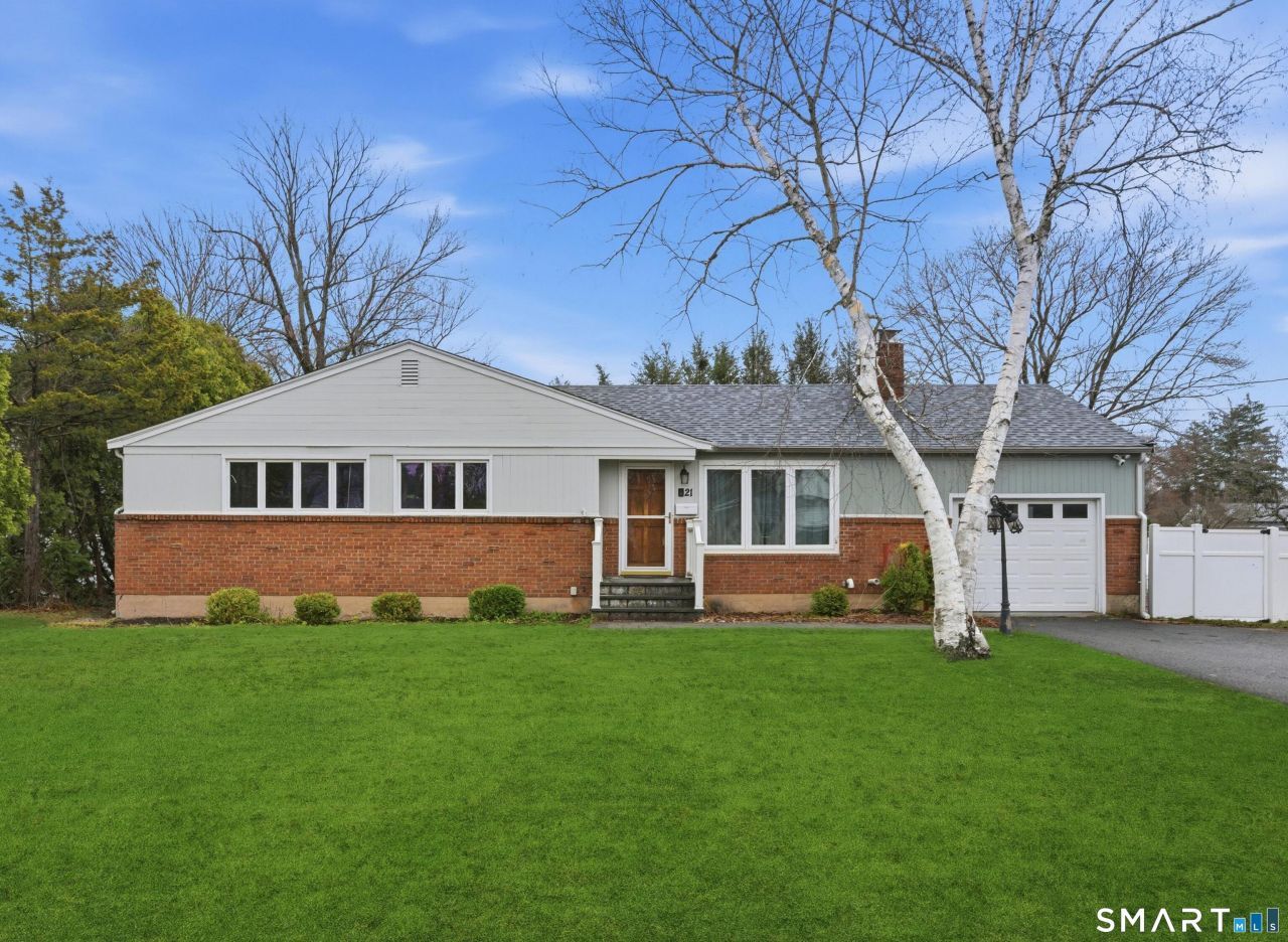 21 Raymond, Cromwell, CT 06416 Main Photo