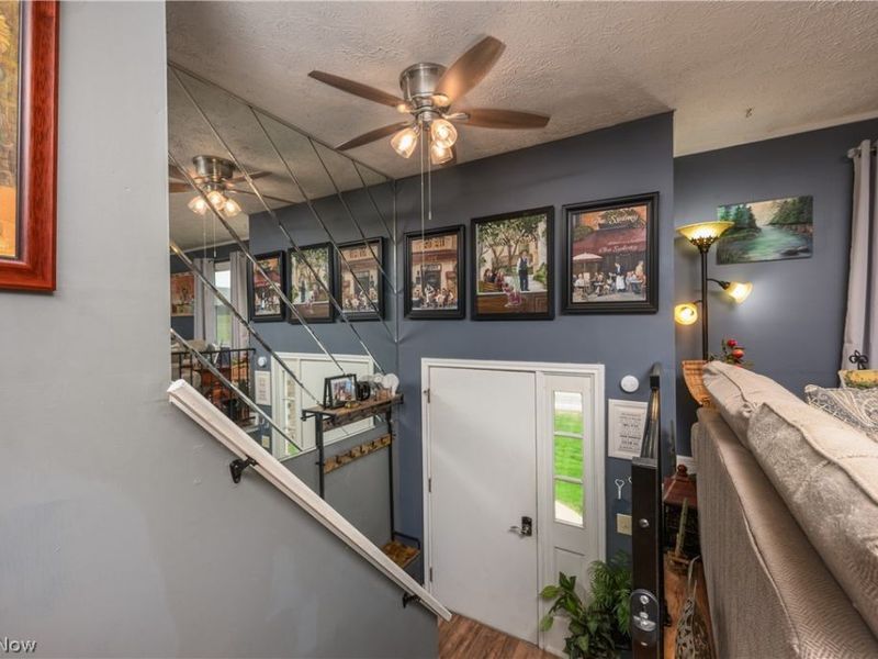 390 Ross Drive , Waynesburg, OH 44688 Photo 8