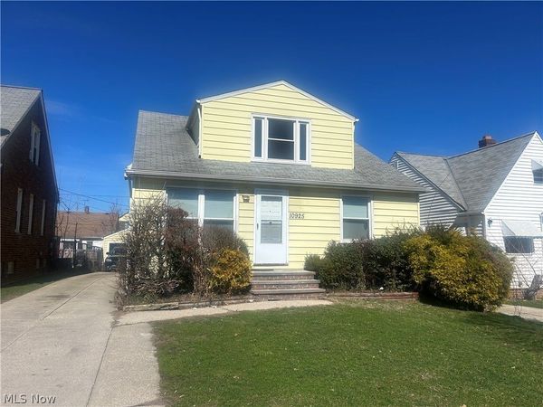 10925 McCracken Road , Garfield Heights, OH 44125