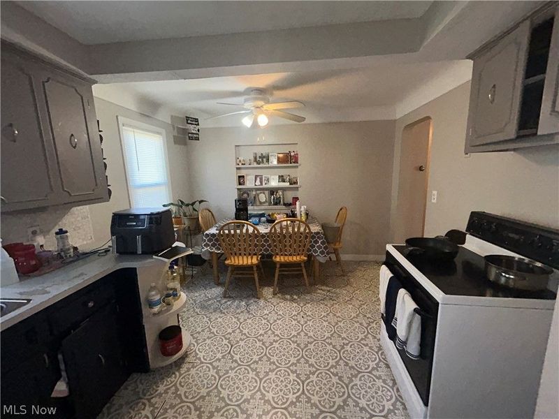 10925 McCracken Road , Garfield Heights, OH 44125 Photo 13