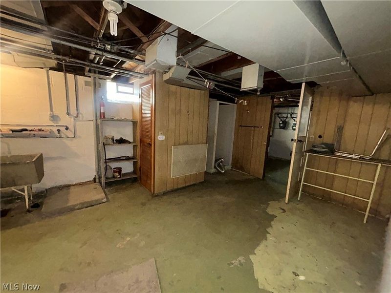 10925 McCracken Road , Garfield Heights, OH 44125 Photo 21